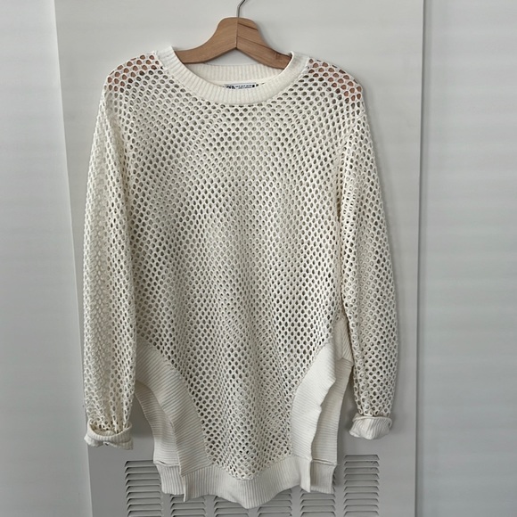 Zara Mesh knit sweater - Picture 1 of 3